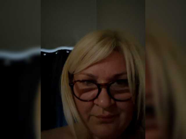 Nika03 live cam on BongaCams