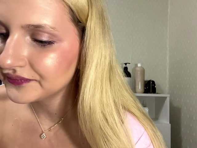RenettaPiasecki live cam