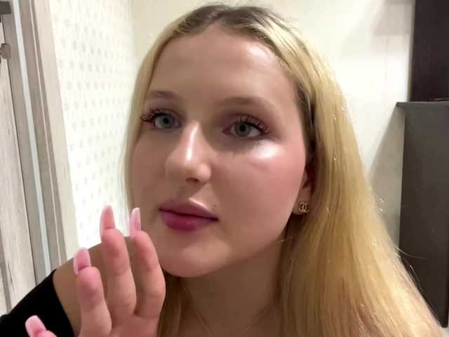 RenettaPiasecki live cam on BongaCams
