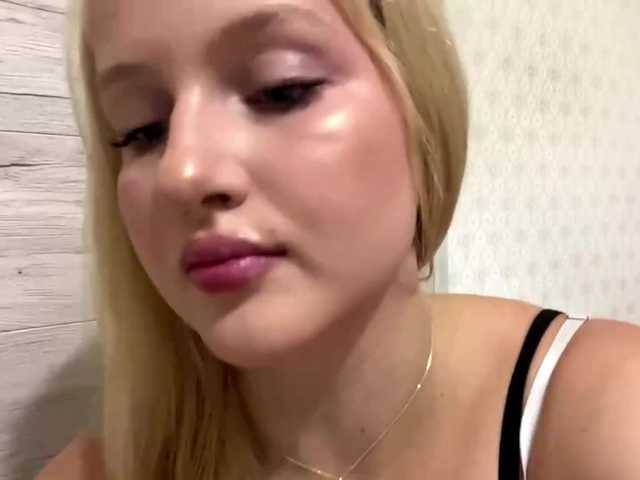 RenettaPiasecki live cam on BongaCams