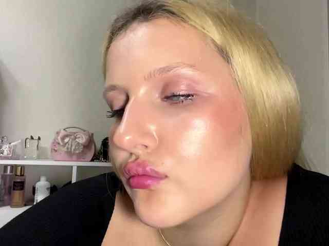 RenettaPiasecki webcam