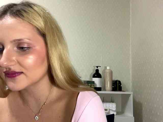 RenettaPiasecki webcam