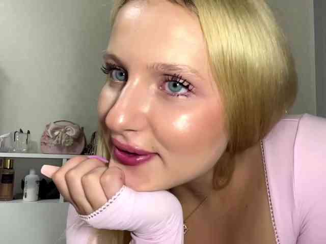 RenettaPiasecki webcam