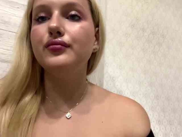 RenettaPiasecki webcam