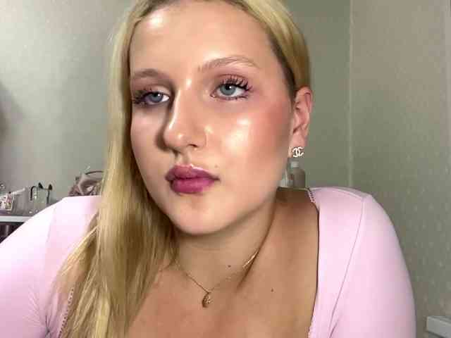 RenettaPiasecki webcam