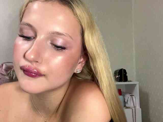 RenettaPiasecki webcam