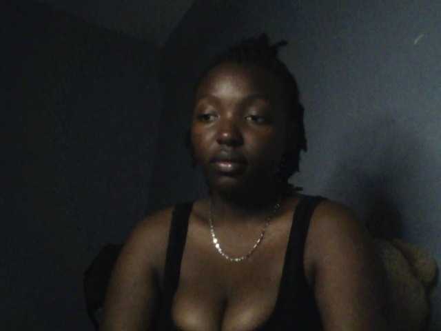 Sexymarie live cam on BongaCams