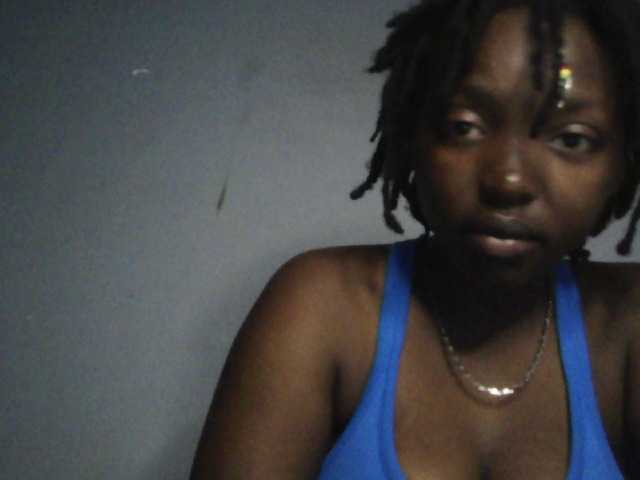 Sexymarie live cam on BongaCams