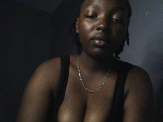 Sexymarie live cam on BongaCams