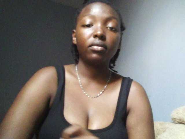 Sexymarie live cam on BongaCams