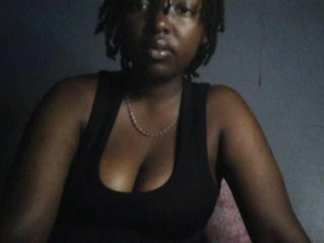 Sexymarie live cam on BongaCams