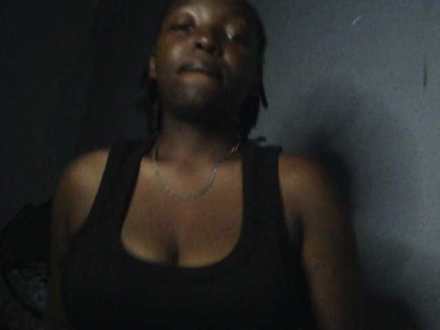 Sexymarie live cam on BongaCams