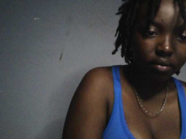 Sexymarie live cam on BongaCams