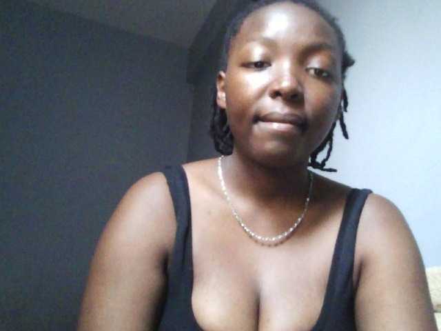 Sexymarie live cam on BongaCams