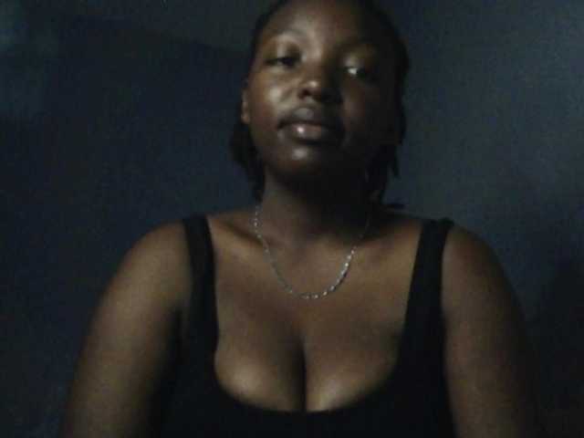 Sexymarie live cam on BongaCams