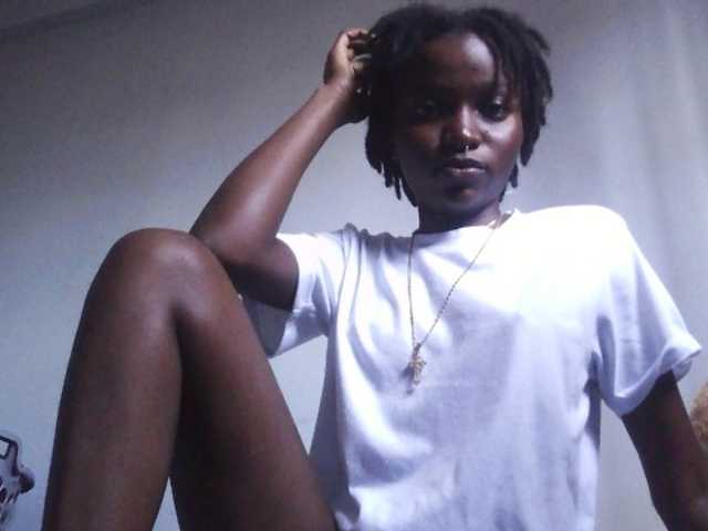 Sexymarie live cam on BongaCams