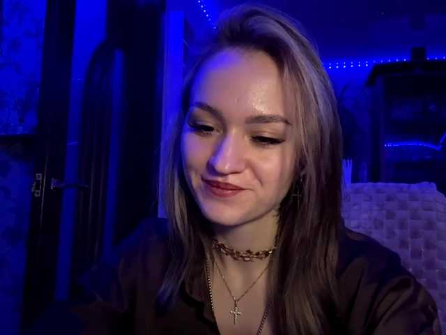 LanoraPomar live cam on BongaCams