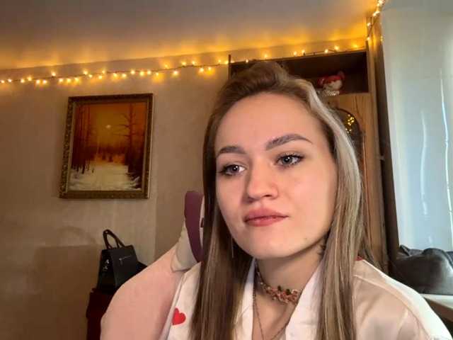 LanoraPomar live cam on BongaCams