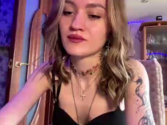 _Melisa_ live cam preview