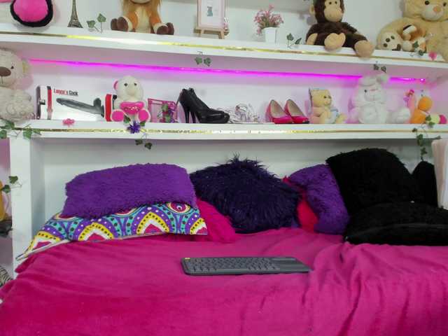 Nahomysh live cam on BongaCams
