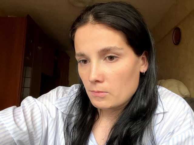 LinetteCutburth live cam on BongaCams