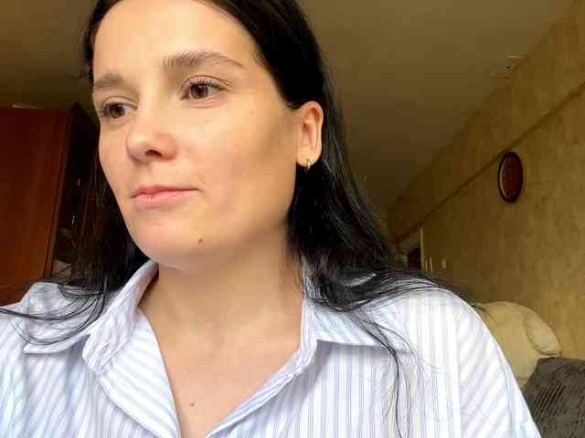 LinetteCutburth webcam