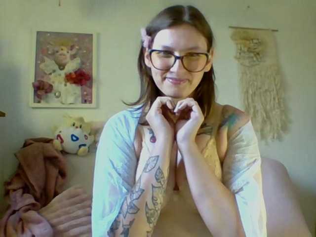 AggieDesire live cam on BongaCams