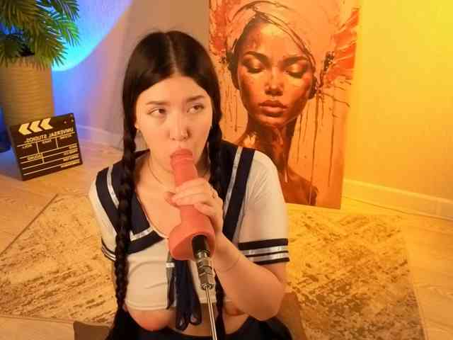 Model: BirdOfDebauChery