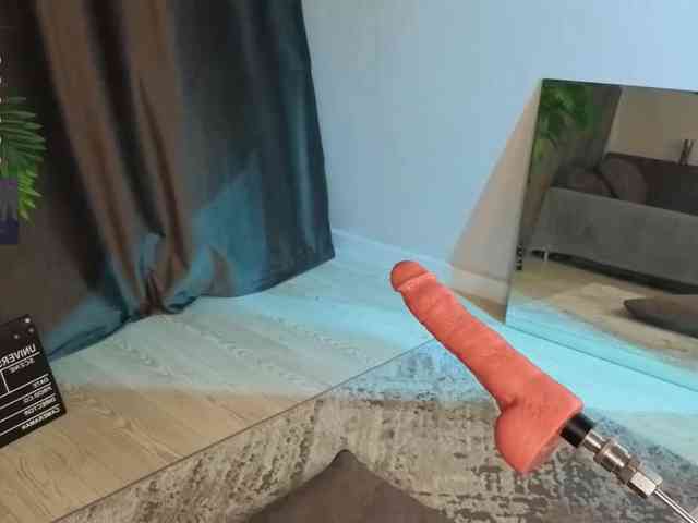 Model: BirdOfDebauChery