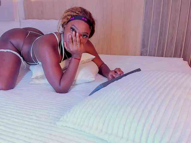 chanellmonroe webcam