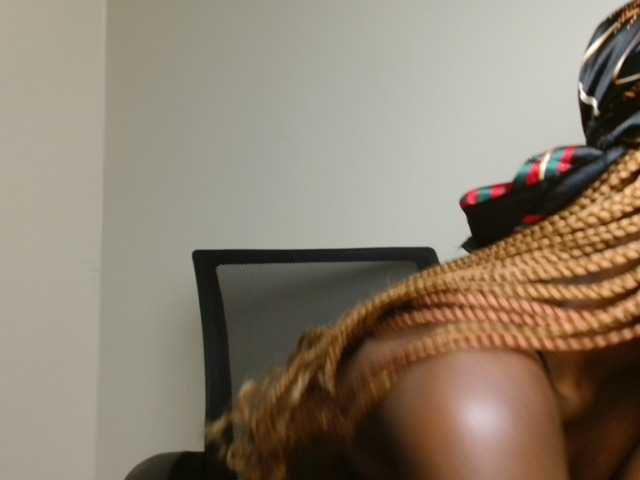 Pretty2000 live cam on BongaCams