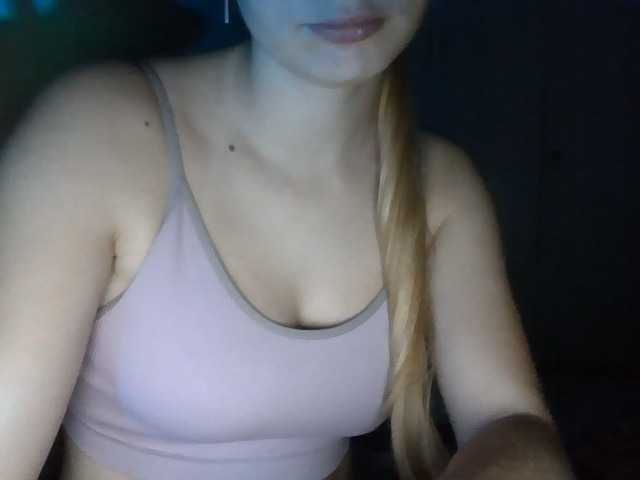 Violetta101 live cam on BongaCams
