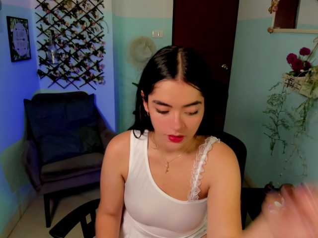 linda-cute1 live cam on BongaCams