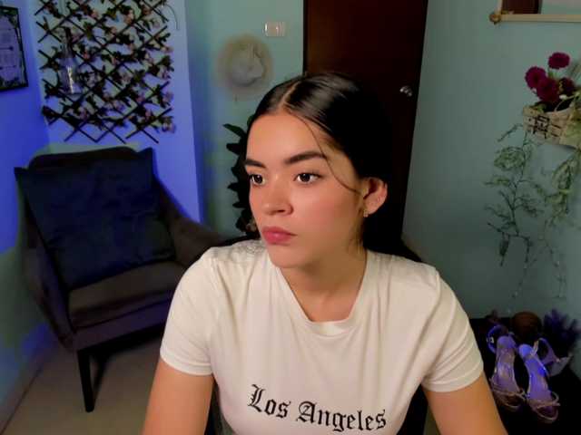 linda-cute1 live cam on BongaCams