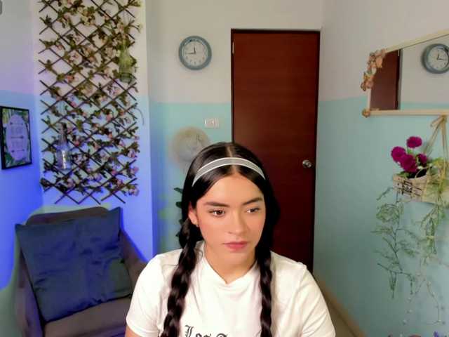 linda-cute1 live cam on BongaCams