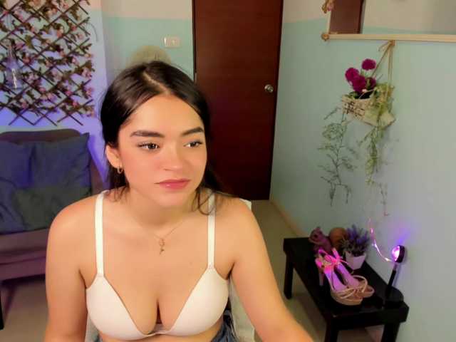 linda-cute1 live cam on BongaCams