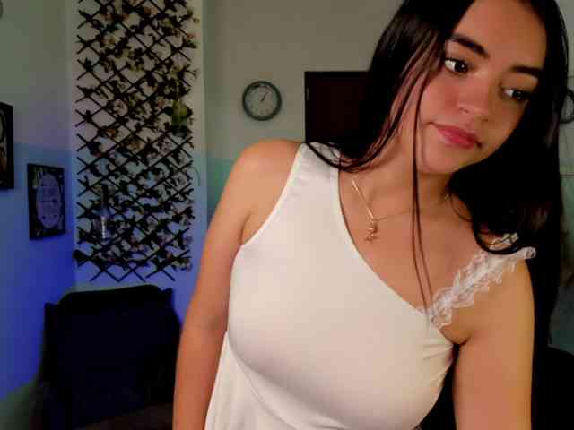 linda-cute1 webcam