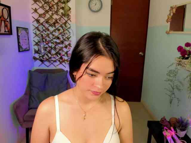 linda-cute1 webcam