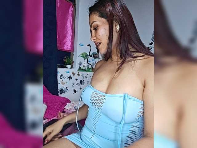 RossiSexy live cam on BongaCams
