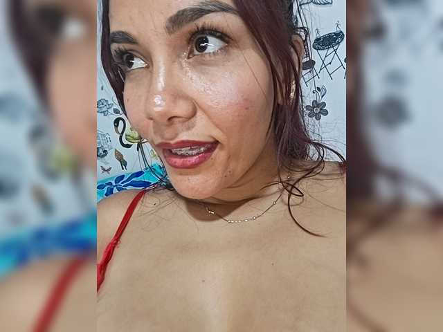 RossiSexy live cam on BongaCams