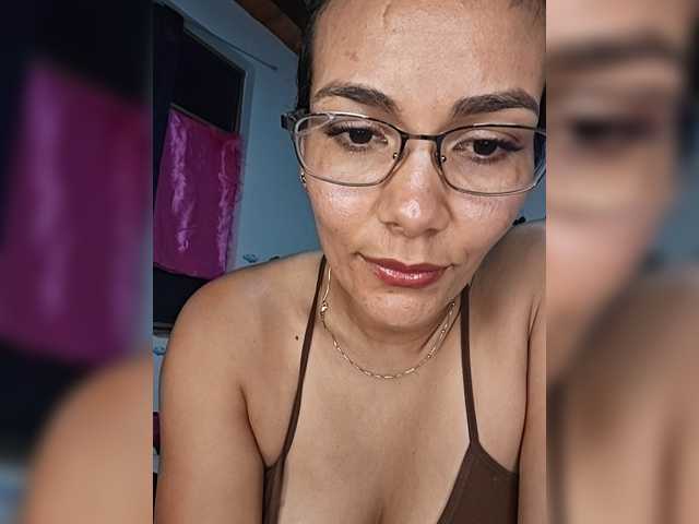 RossiSexy live cam on BongaCams