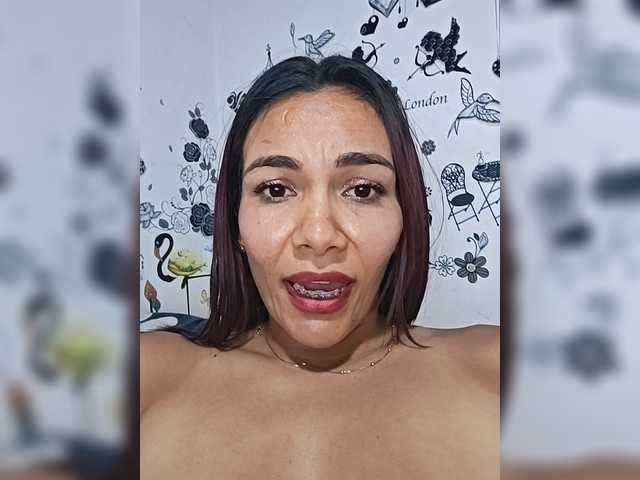 RossiSexy live cam on BongaCams