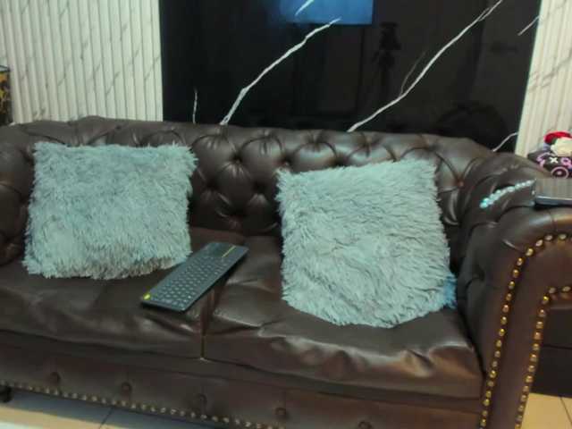 AprilJune live cam on BongaCams