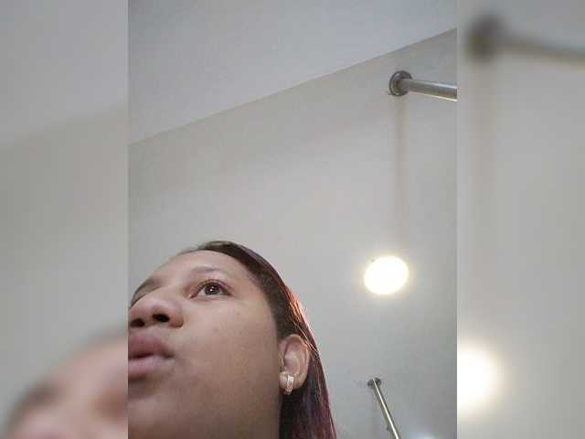 AprilJune live cam on BongaCams