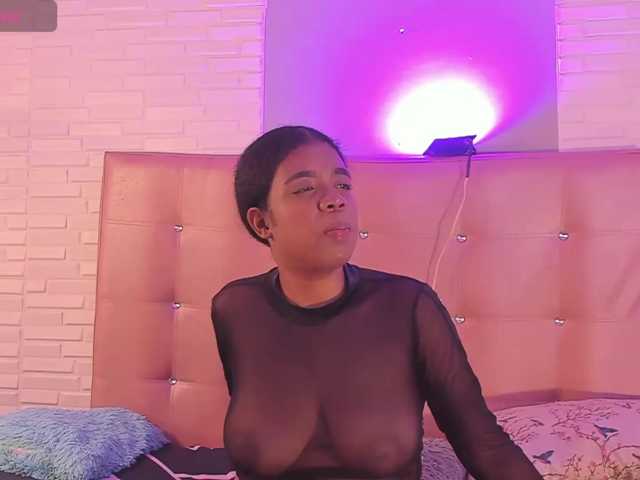 miaawills live cam on BongaCams