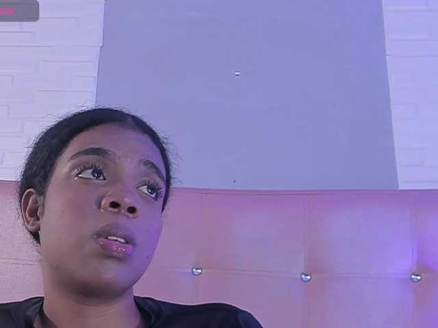 miaawills live cam on BongaCams