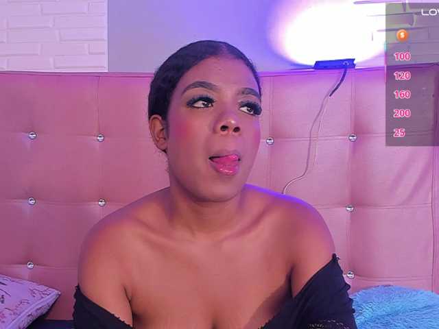 miaawills live cam on BongaCams