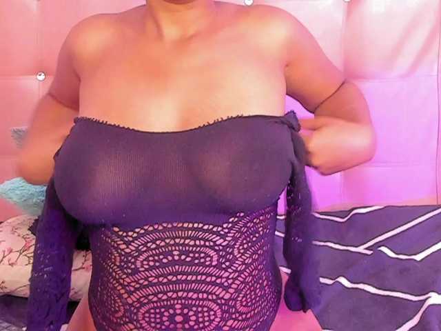 miaawills live cam on BongaCams