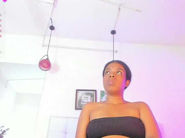 miaawills live cam on BongaCams