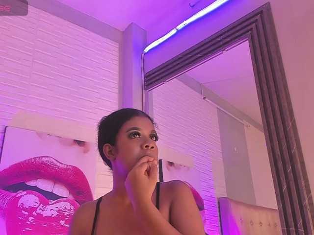 miaawills live cam on BongaCams